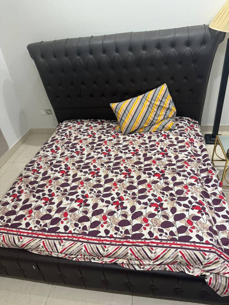 bed set and sofa 1