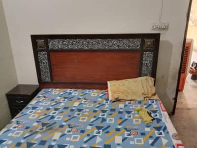 bed and side table contact for (0326-0929039)