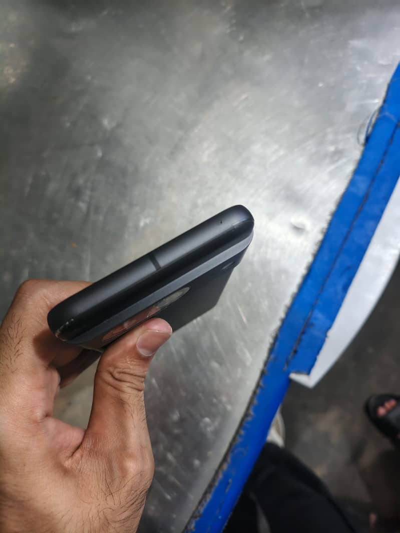 Google Pixel 8 5