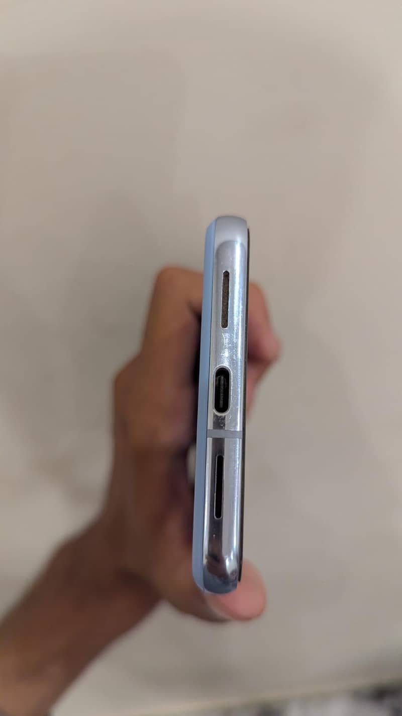 Google Pixel 8 Pro 9