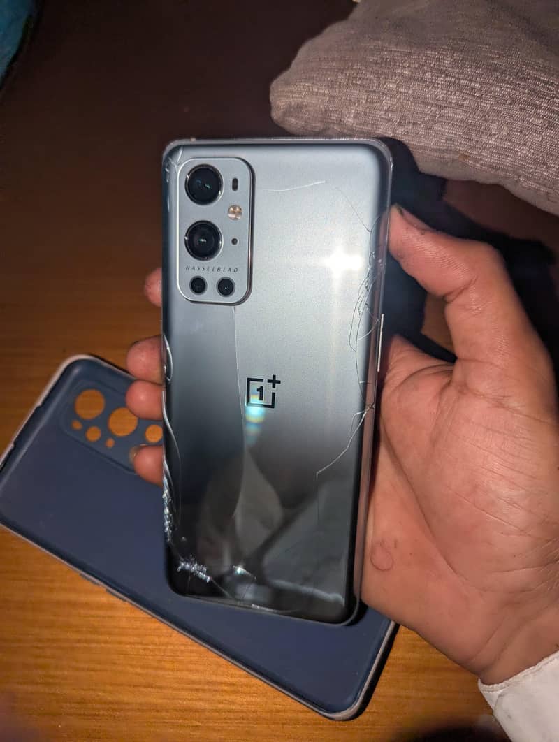 One Plus 9 Pro 7