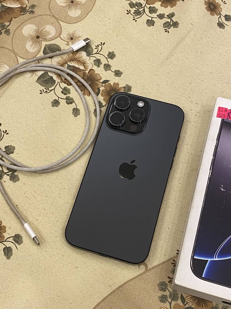 iPhone 16 Pro Max 0