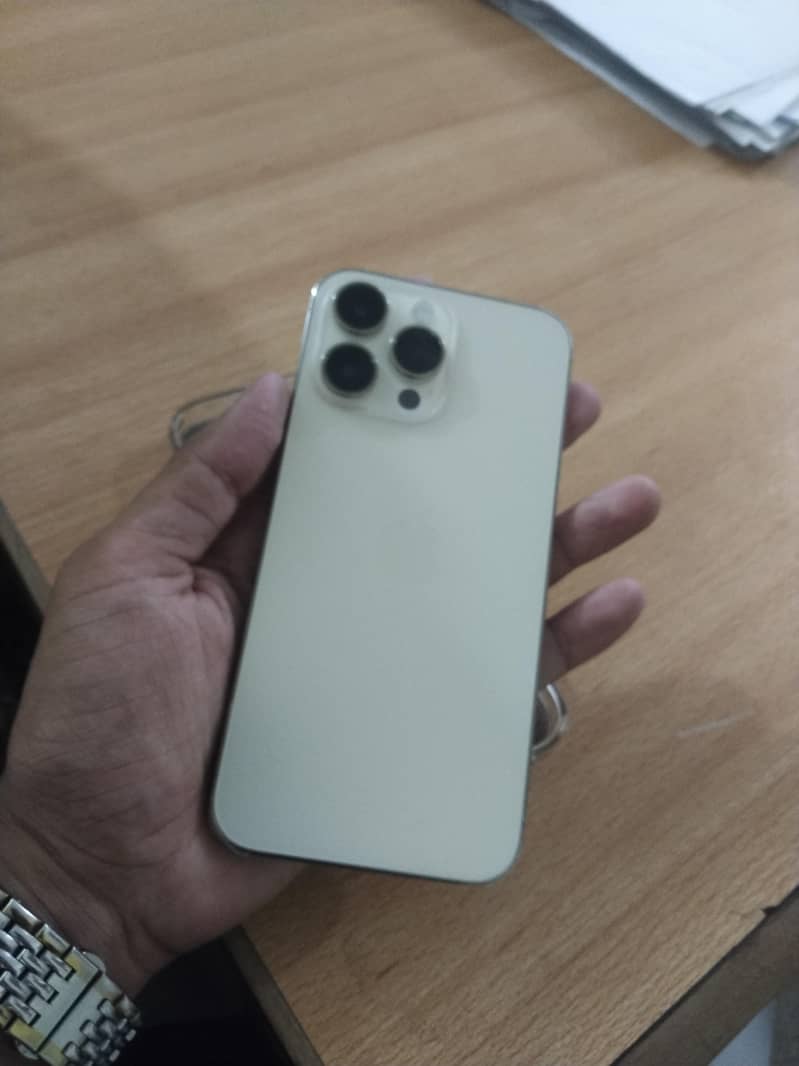 iphone 14pro max 4