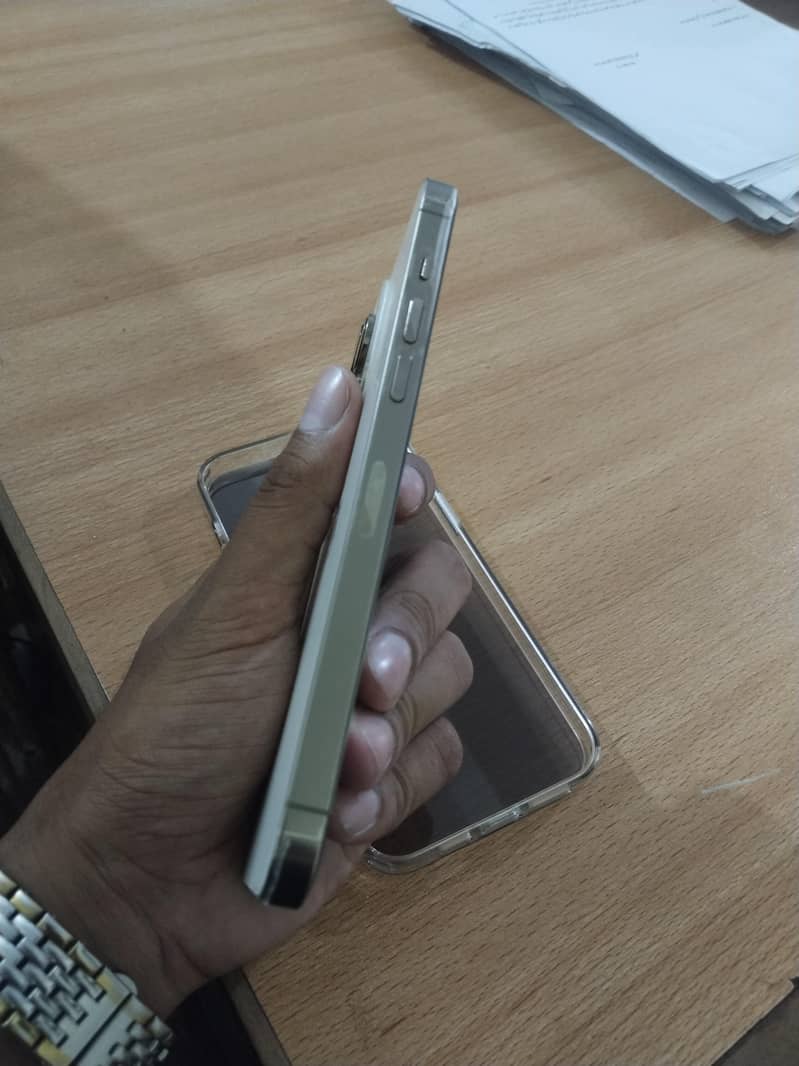 iphone 14pro max 6