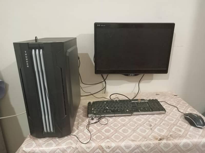 gaming pc . . . . . . . . 9