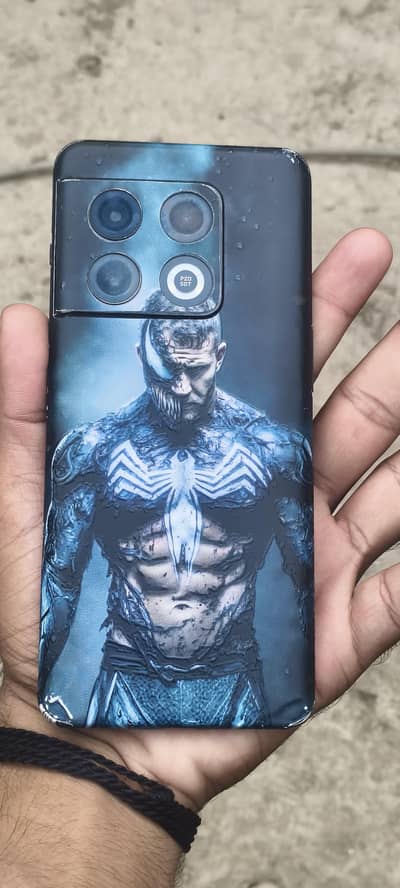 One Plus 10 Pro