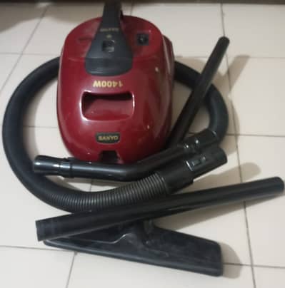 Sanyo Vacuum Cleaner: Urgent Sale