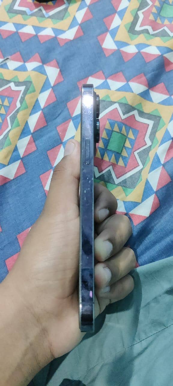 Apple iPhone 14 Pro Max 2