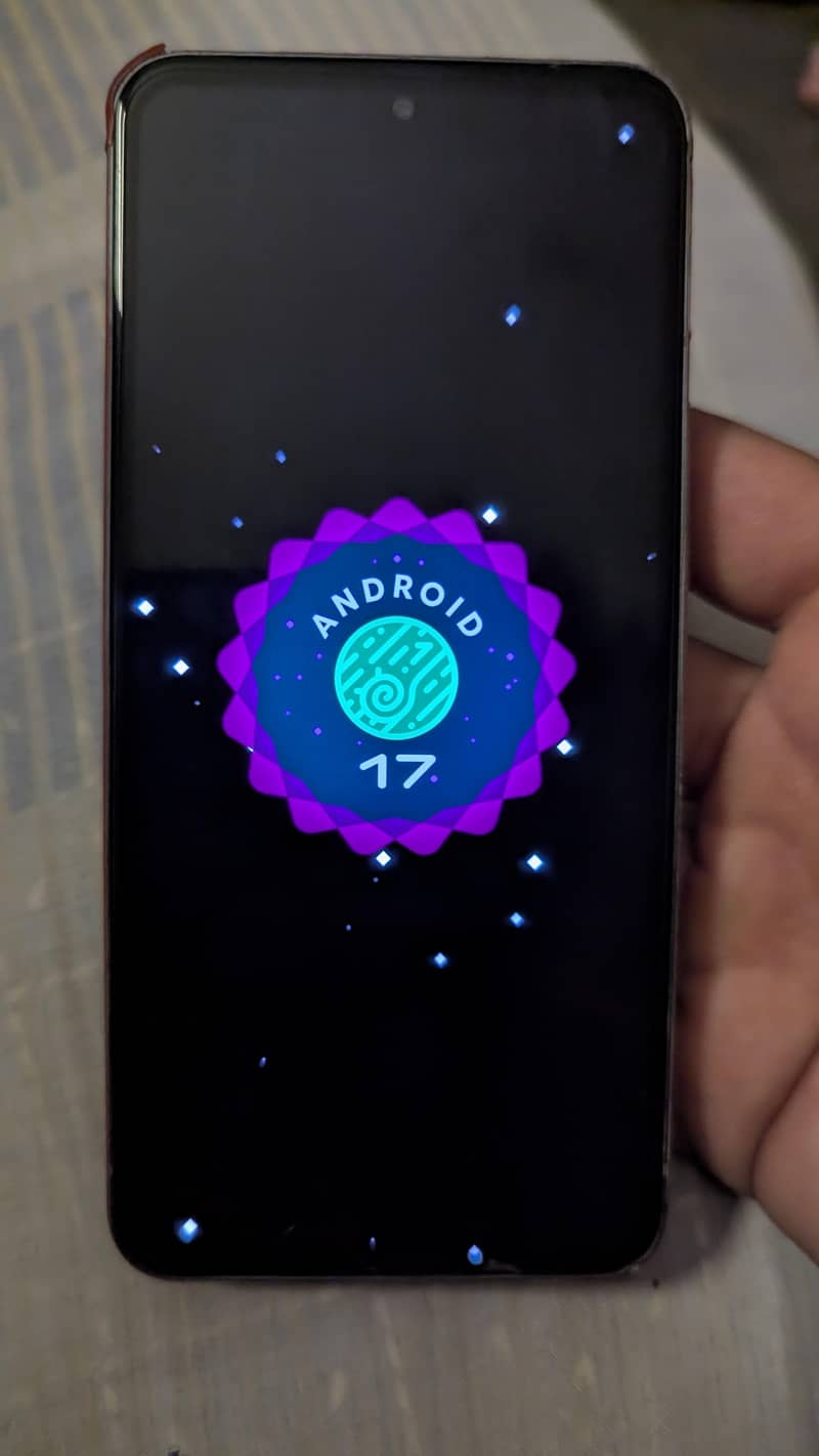 Google Pixel 8 4