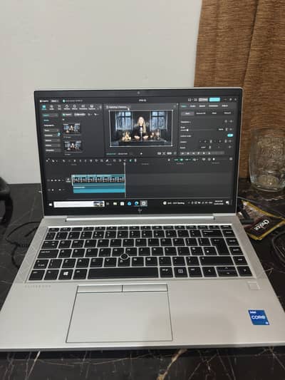 HP  ELITE-BOOK CORE I5 8GB/256. G8 840.