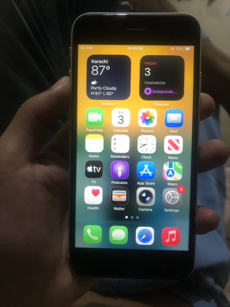 Apple iPhone SE 4