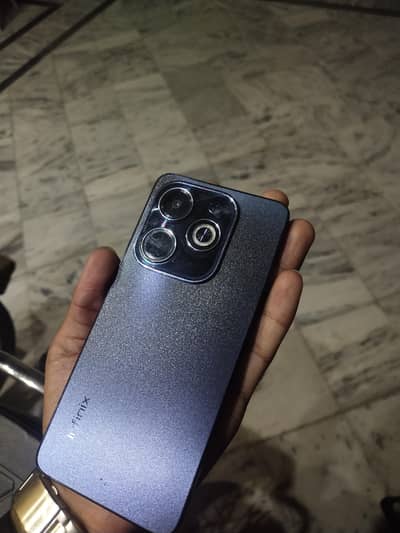 Infinix Hot 40i 8+8/ 128GB