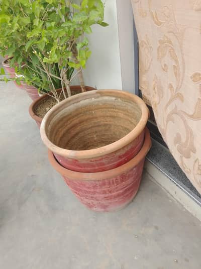 مٹی کے 12/16 انچ کے استعمال شدہ گملے