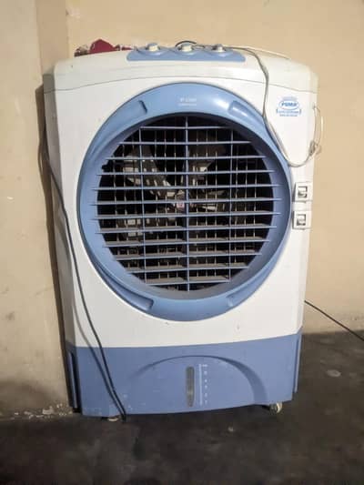 Room air cooler with blower cooler