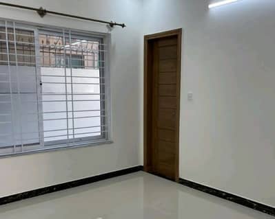 G-13 1000 Square Feet House Up For sale