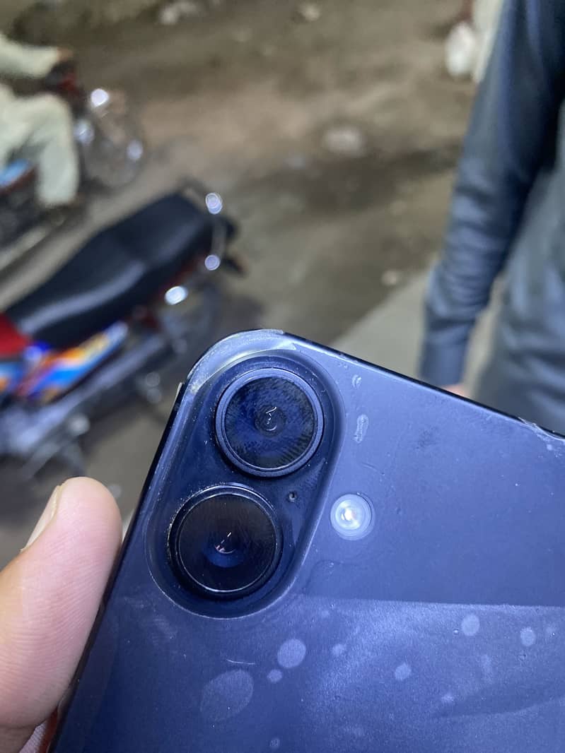 Apple iPhone 16 Plus 6