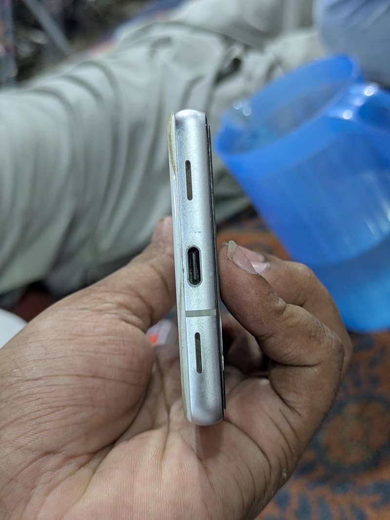 Google Pixel 7a 4