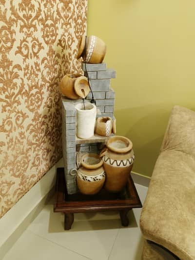 Decorative Indoor Water Fountain – Modern Ceramic Pot Design