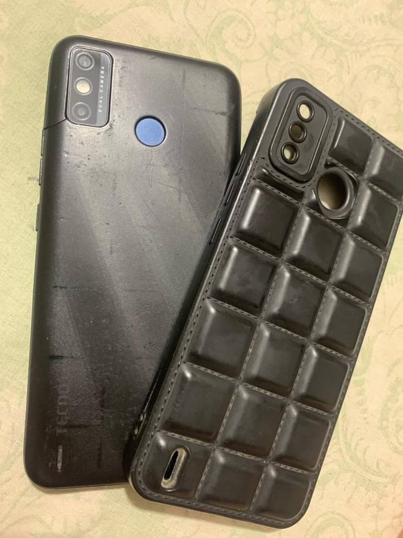 Tecno Spark 6 1