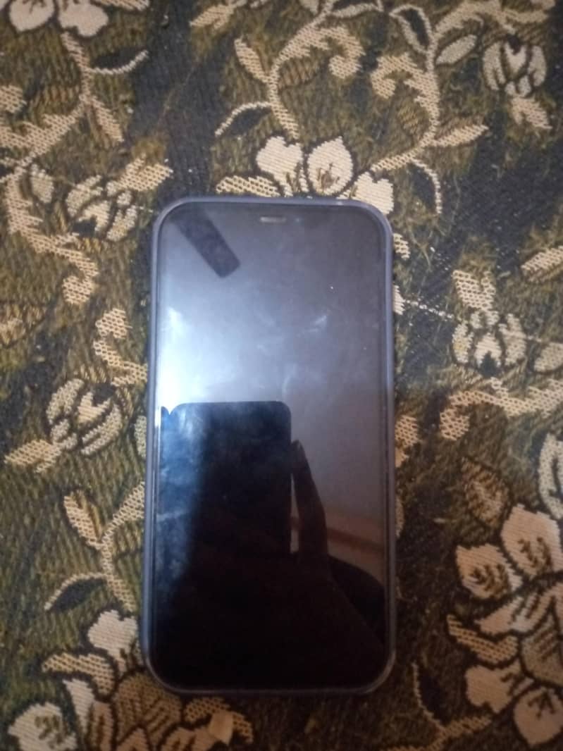 Apple iPhone 12 0