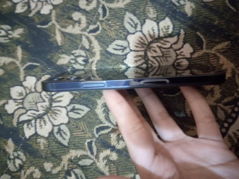 Apple iPhone 12 5