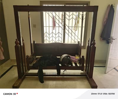 Pure Lakri ka jhula ha no 1 condition ma