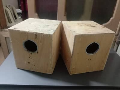 2 Breeding box