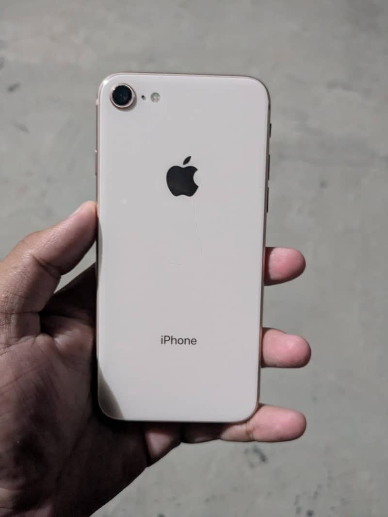 Apple iPhone 8 5