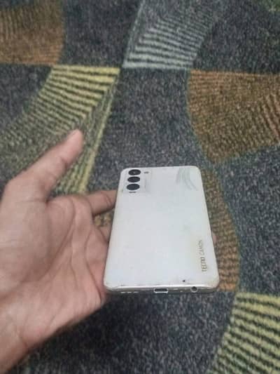camon 18 t with box 6/128