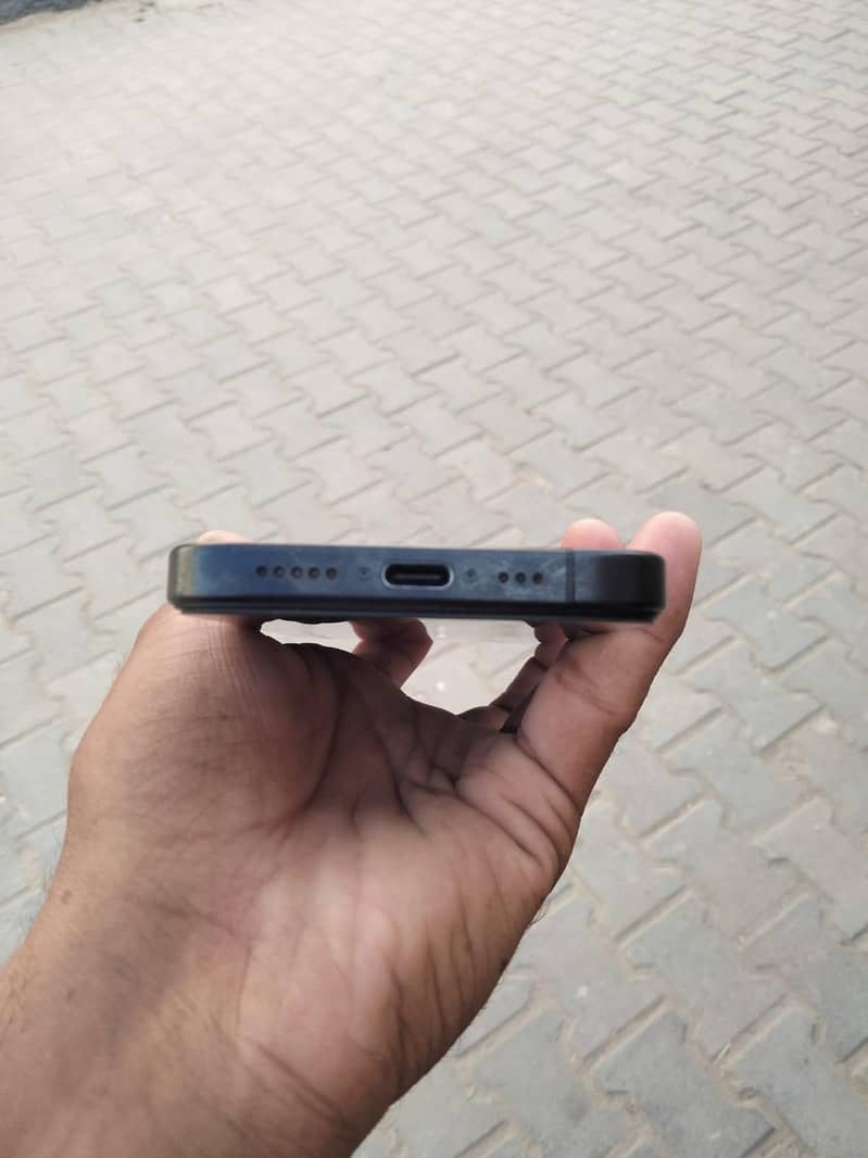 iphone 15 pro 6