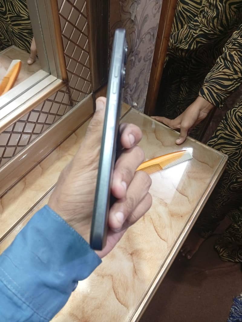 Tecno sperk40 3