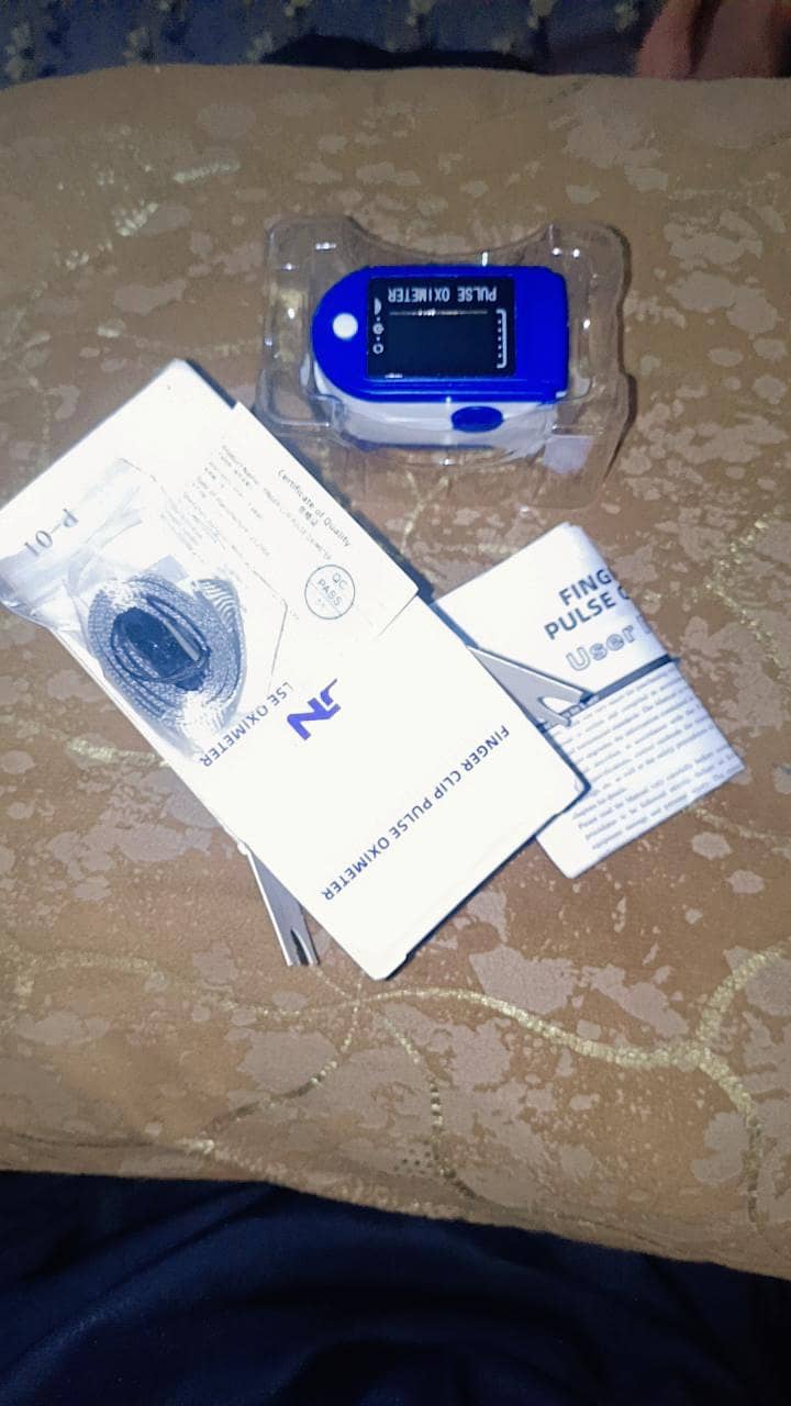 PULSE OXIMETER 0