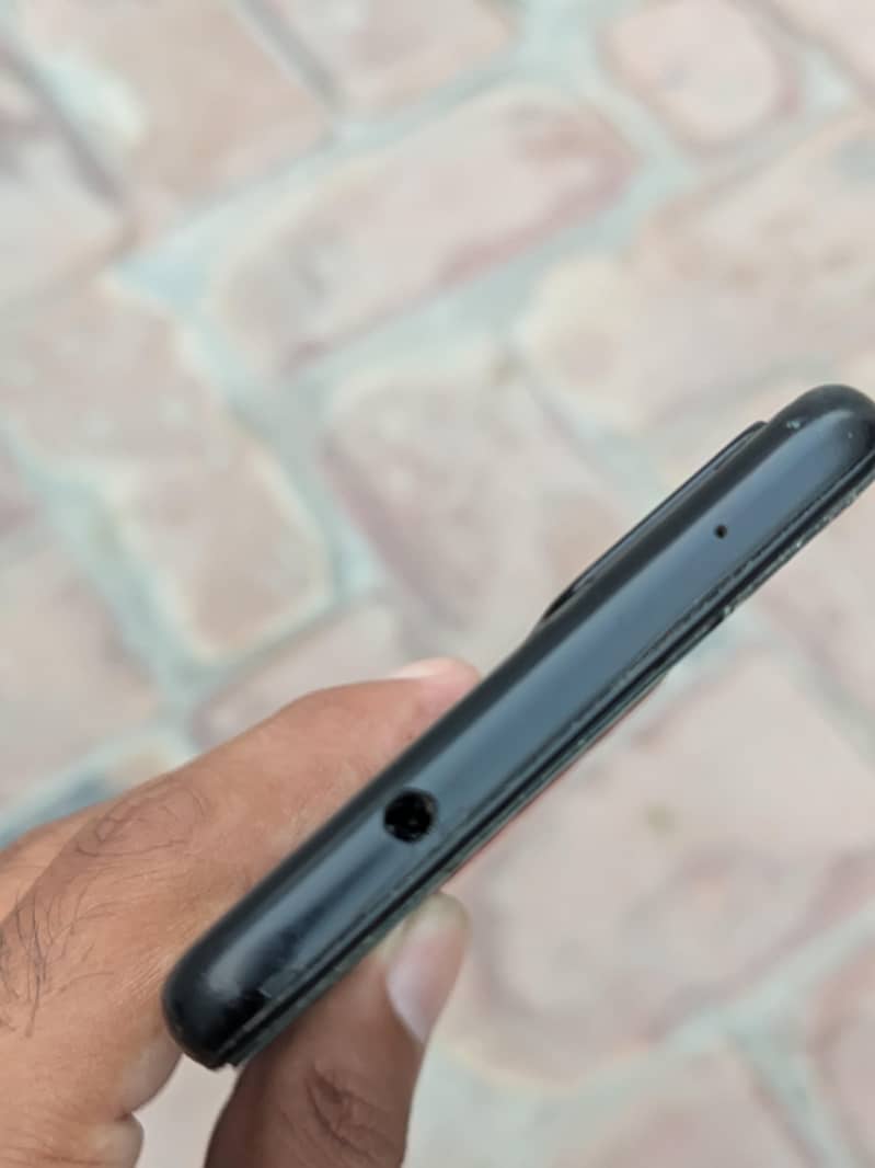 Google Pixel 4a 5