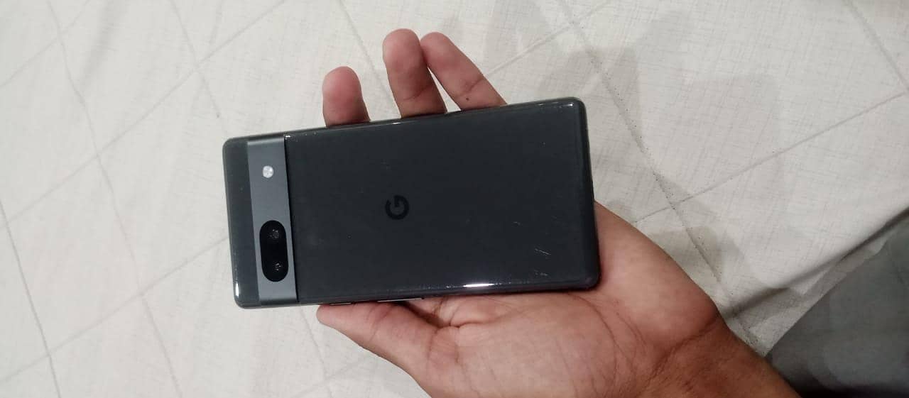 Google Pixel 7a 4