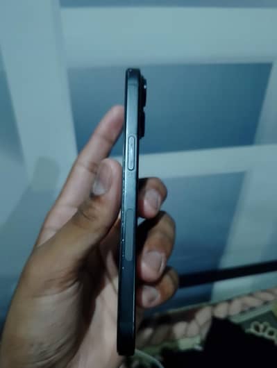 Apple iPhone 15