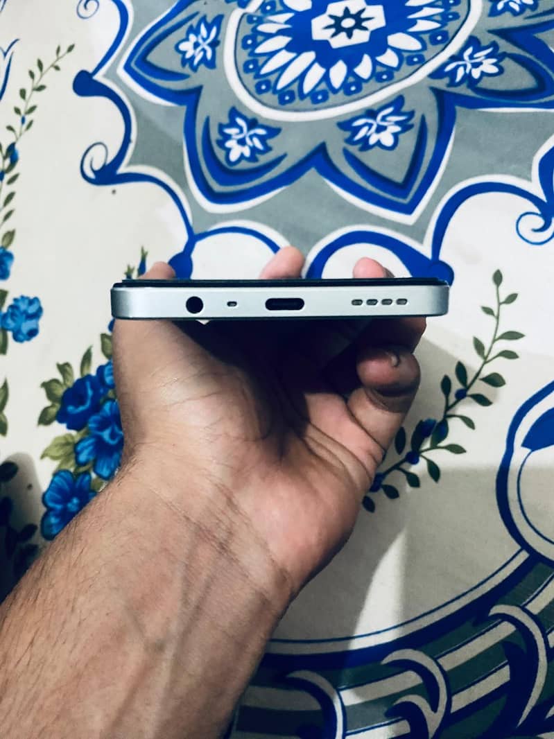 Realme Note 60 2