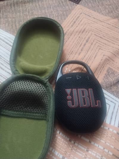 JBL Clip 5