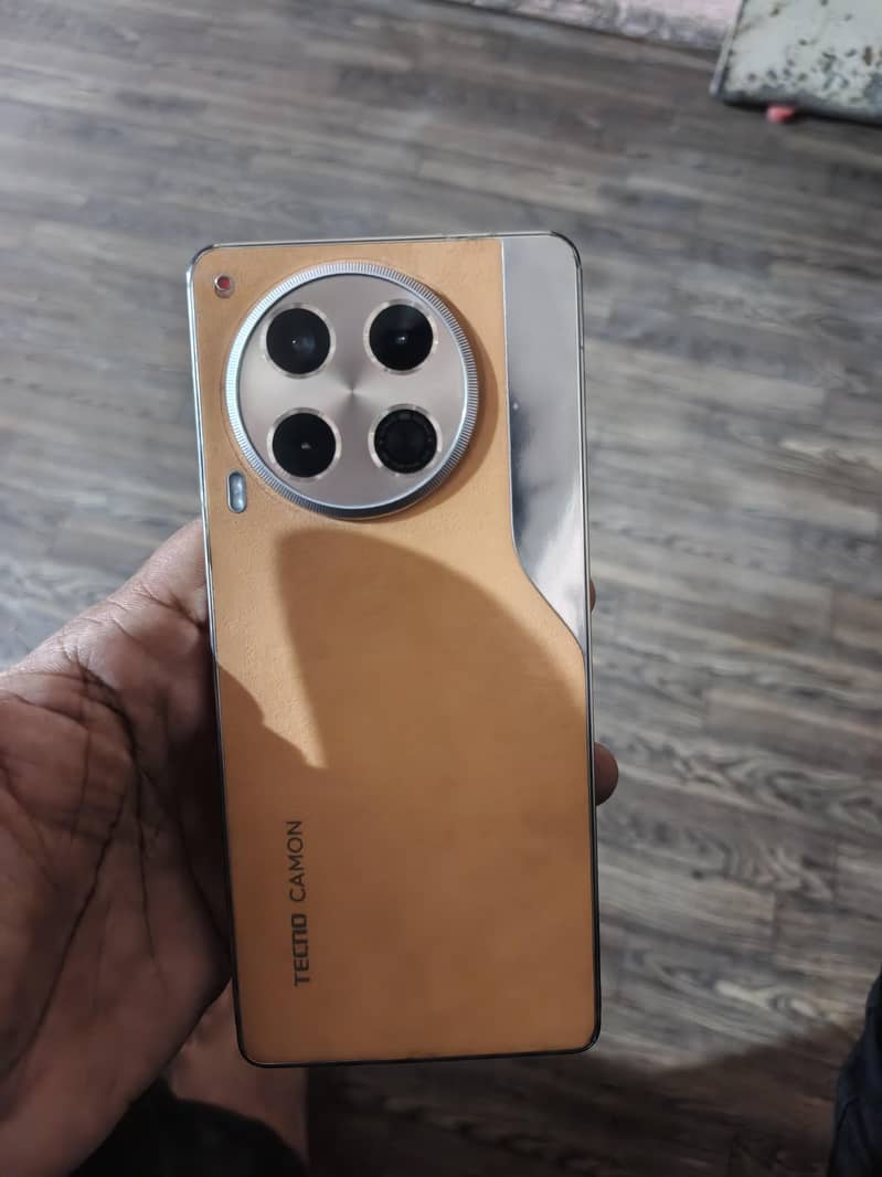 Tecno camon 30 1