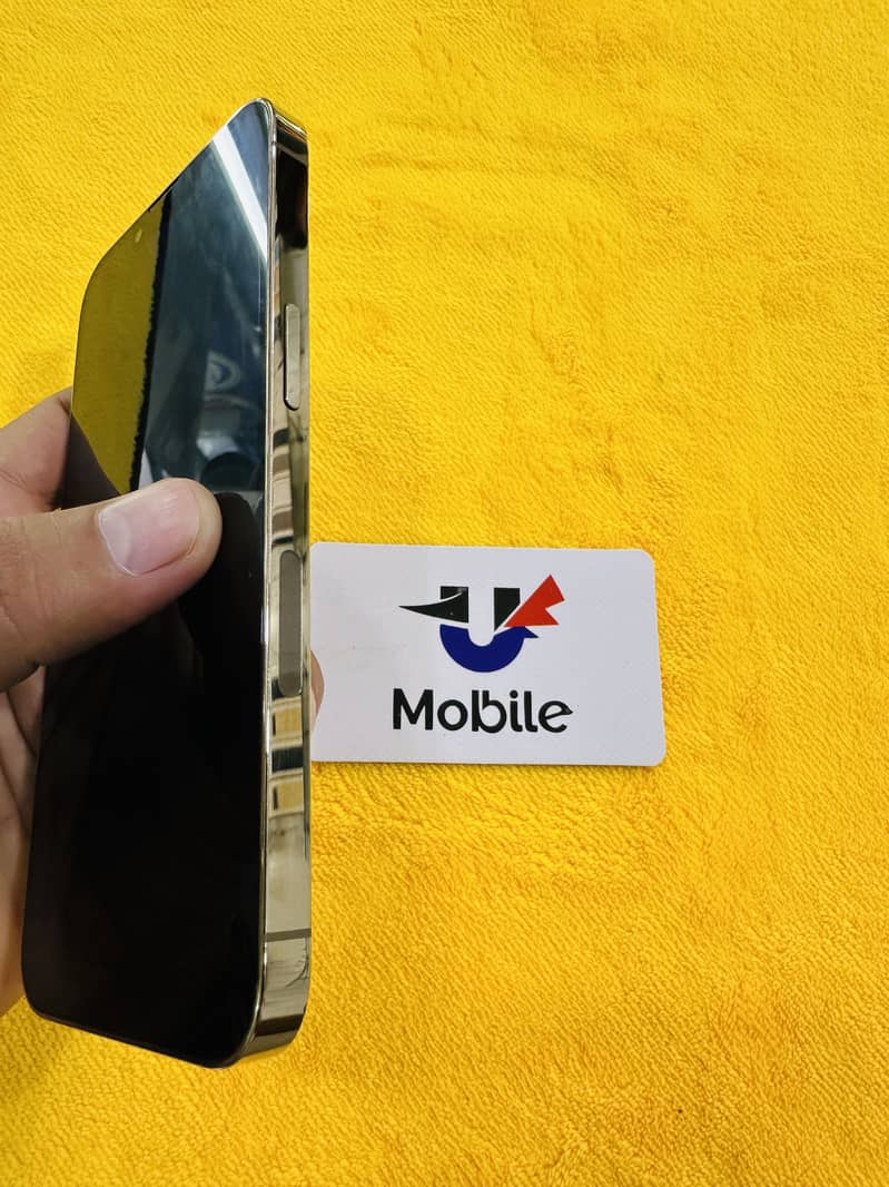 iPhone 13 pro 4