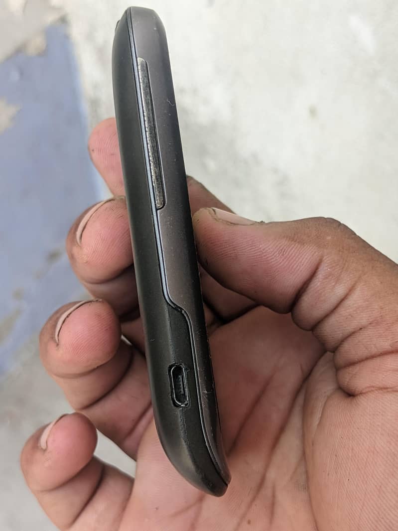HTC mobile 3