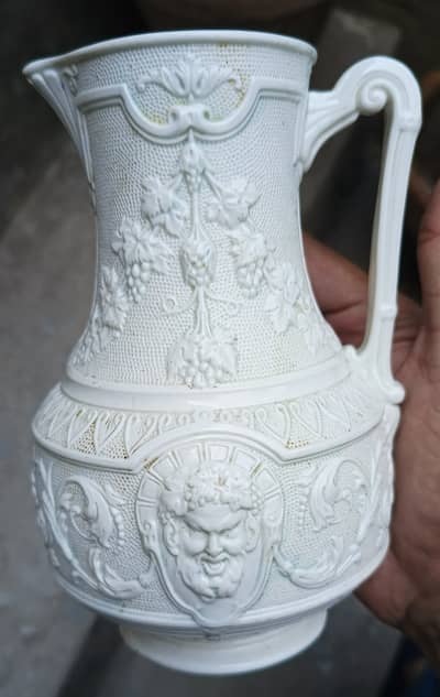 Antique and Vintage Show Piece ( Different Price's. WhatsApp Me)