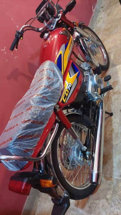 Honda CD 70 2025 mileage 12000kms