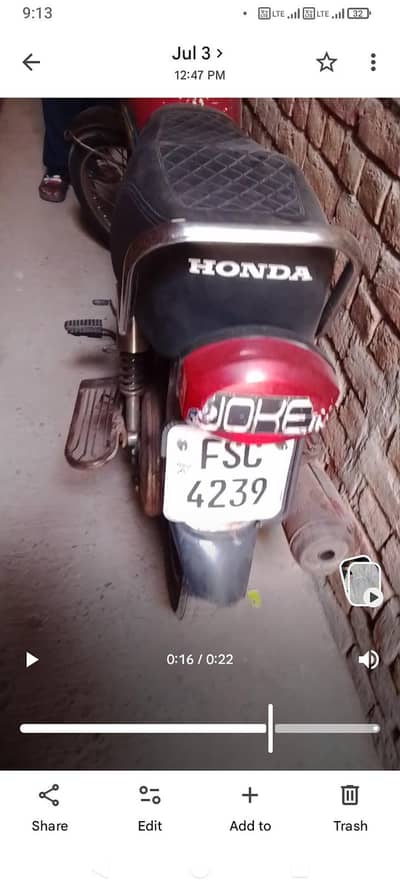 Honda 125.