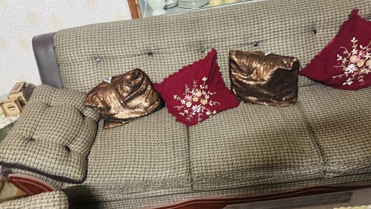 Sofa set 5 seaters