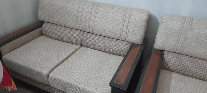 4 sets of 2 seater sofas and 3 tables