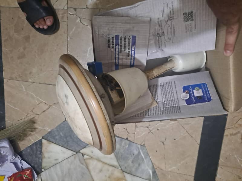 CEILING FAN 1
