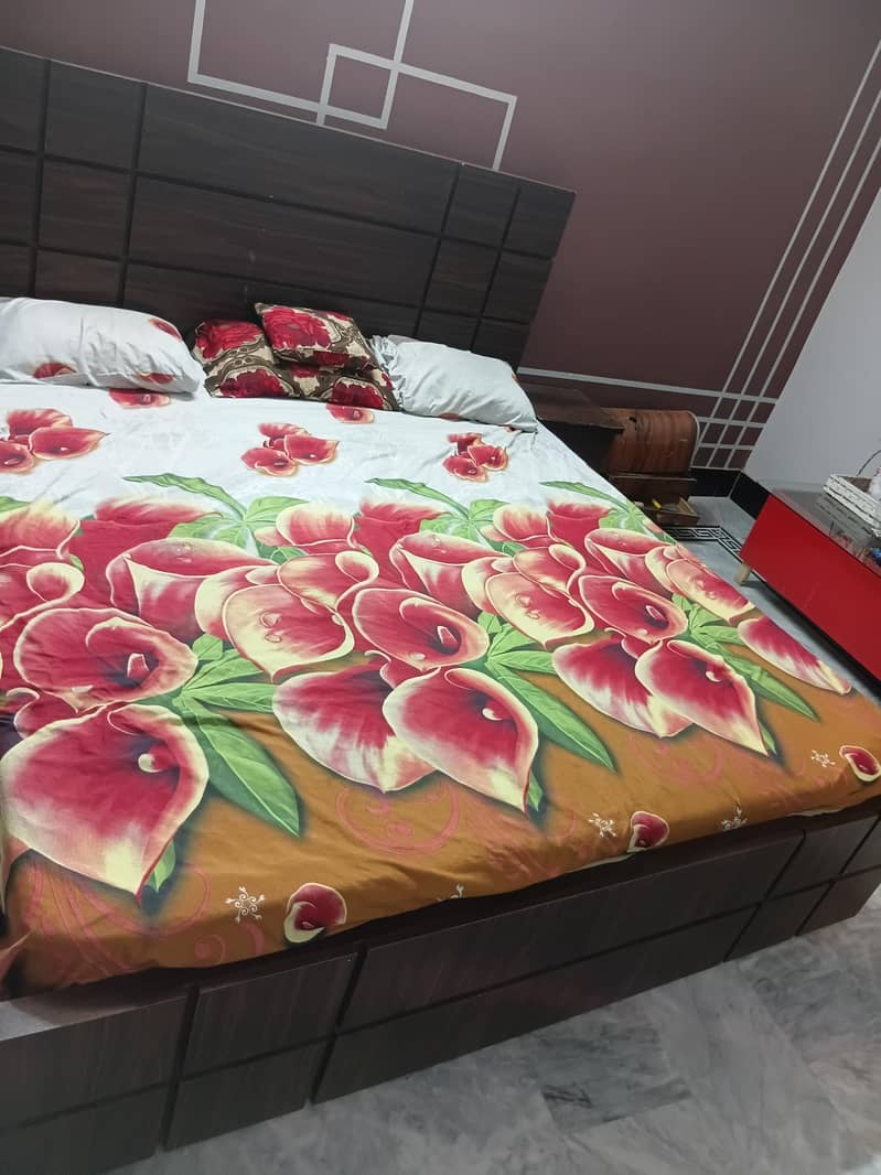 bed with side tables 1