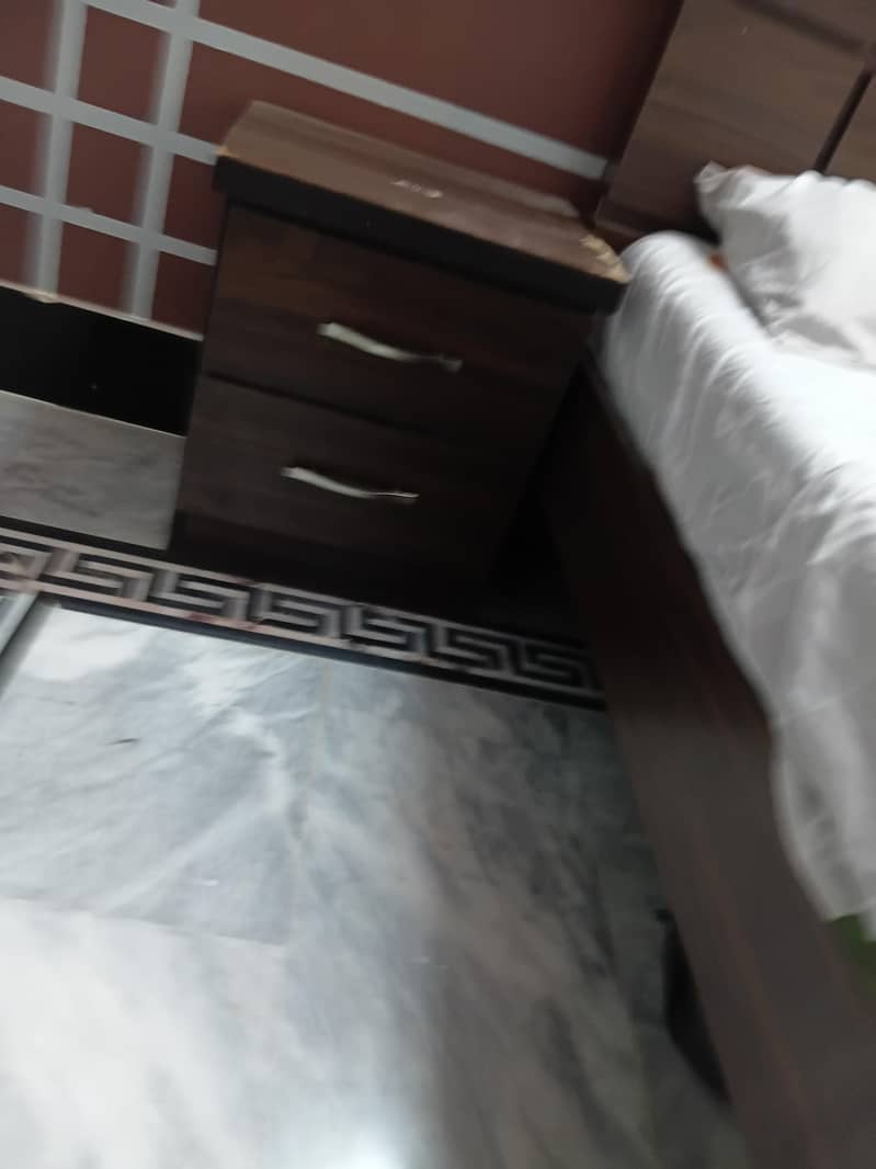 bed with side tables 2