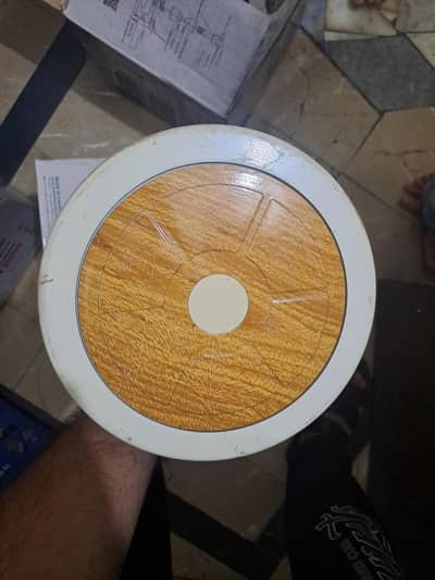 ROYAL FAN