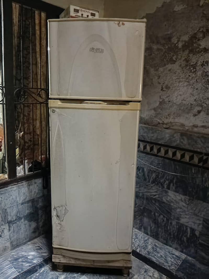 refrigerator 4